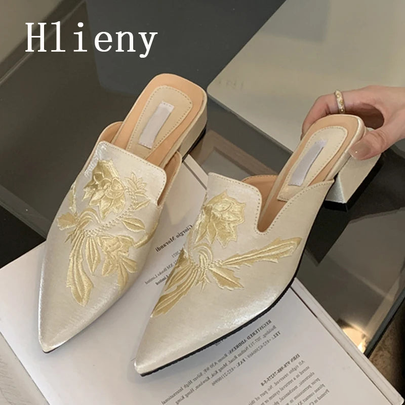 New Handwork Embroidery Slippers for Women