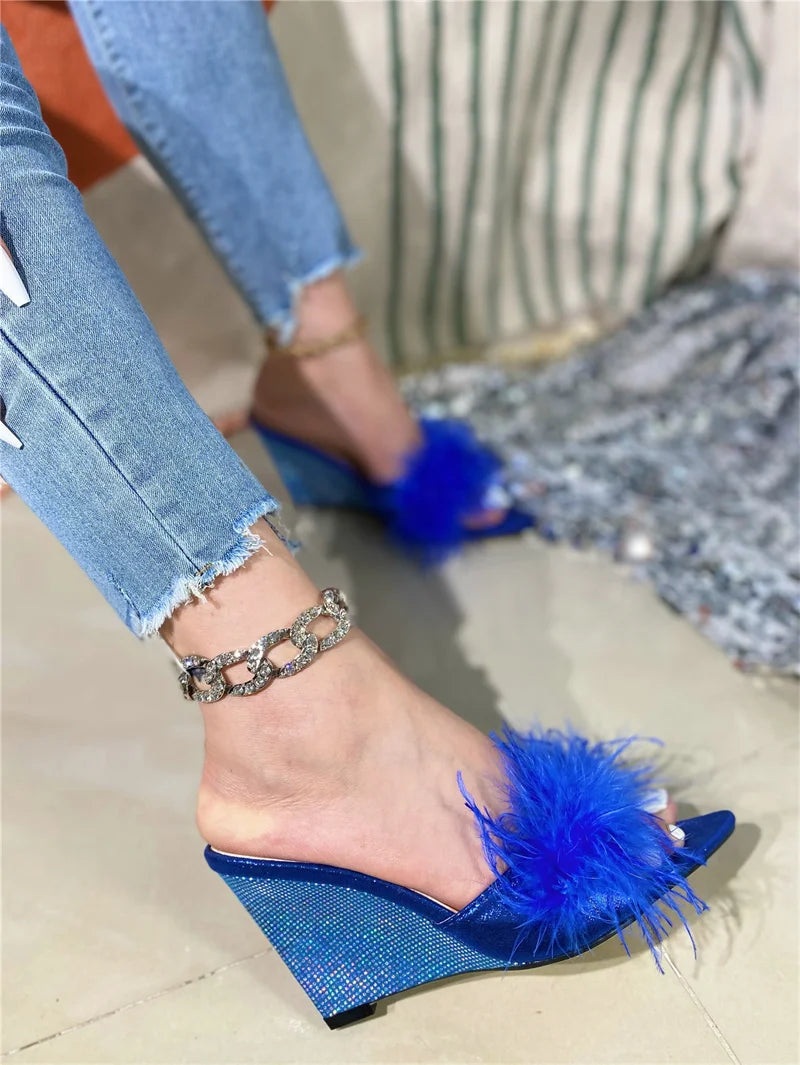 New Pointed Toe Fluffy Feather Fashion Slippers