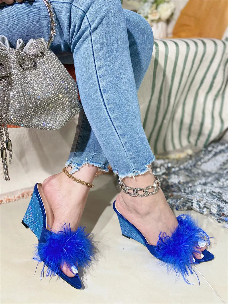 New Pointed Toe Fluffy Feather Fashion Slippers